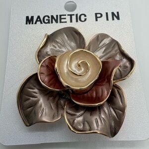 Elegant Rose Magnetic Fastener Brooch Pin New